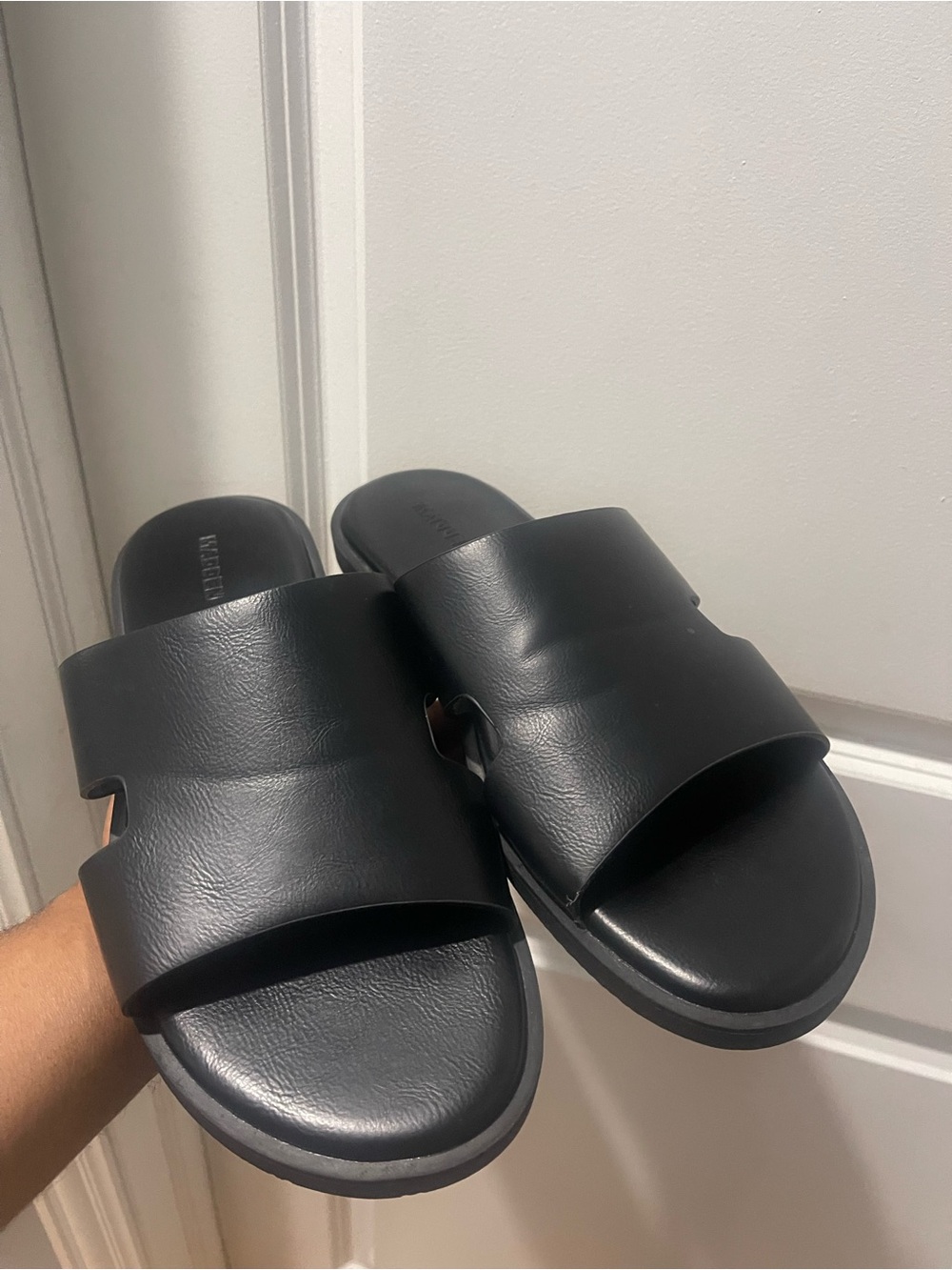 Steve Madden Men's Black Slip-On Slide Sandals Sz 10